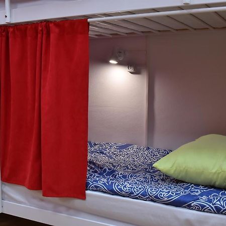 Hostel 777 Darnitsa Kiev Bagian luar foto